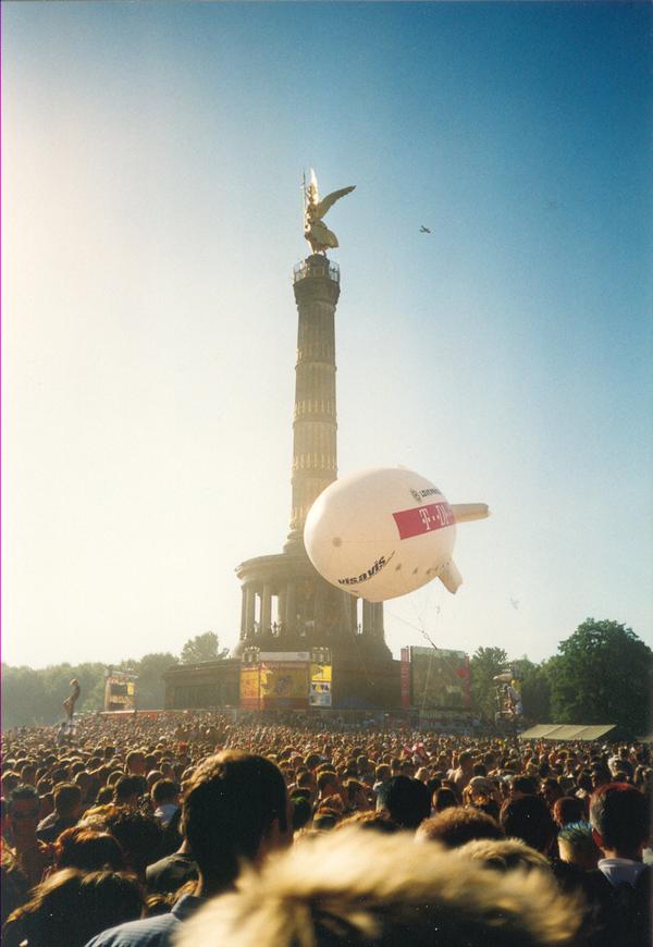 Loveparade Berlin 1999 an der Siegessäule